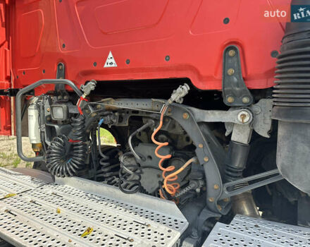 Красный Мерседес Актрос, объемом двигателя 10.8 л и пробегом 731 тыс. км за 24000 $, фото 9 на Automoto.ua