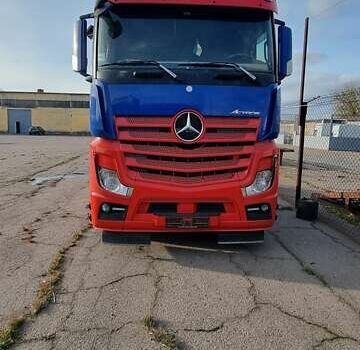 Мерседес Актрос, об'ємом двигуна 12.9 л та пробігом 999 тис. км за 13500 $, фото 1 на Automoto.ua