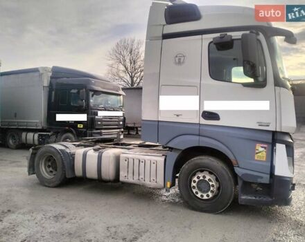 Мерседес Актрос, объемом двигателя 0 л и пробегом 10 тыс. км за 14000 $, фото 2 на Automoto.ua