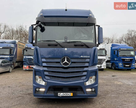Мерседес Актрос, объемом двигателя 12.8 л и пробегом 702 тыс. км за 20327 $, фото 2 на Automoto.ua