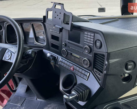 Мерседес Актрос, объемом двигателя 12.9 л и пробегом 599 тыс. км за 32500 $, фото 4 на Automoto.ua