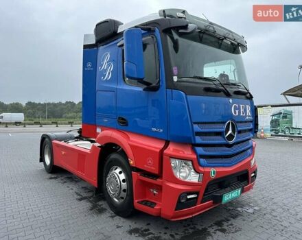 Мерседес Актрос, объемом двигателя 12.8 л и пробегом 777 тыс. км за 23500 $, фото 3 на Automoto.ua
