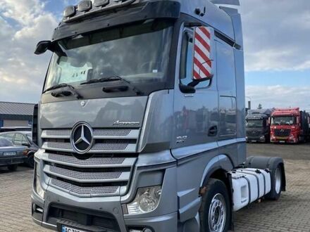 Мерседес Актрос, объемом двигателя 12 л и пробегом 2 тыс. км за 16000 $, фото 1 на Automoto.ua