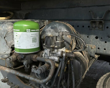 Жовтий Мерседес Актрос, об'ємом двигуна 11.95 л та пробігом 2 тис. км за 12500 $, фото 8 на Automoto.ua