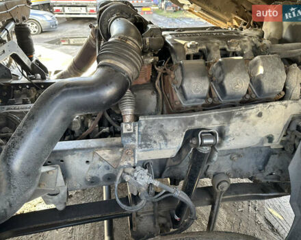 Желтый Мерседес Актрос, объемом двигателя 11.95 л и пробегом 2 тыс. км за 13500 $, фото 18 на Automoto.ua