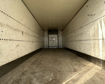 Желтый Мерседес Актрос, объемом двигателя 11.95 л и пробегом 2 тыс. км за 13500 $, фото 40 на Automoto.ua