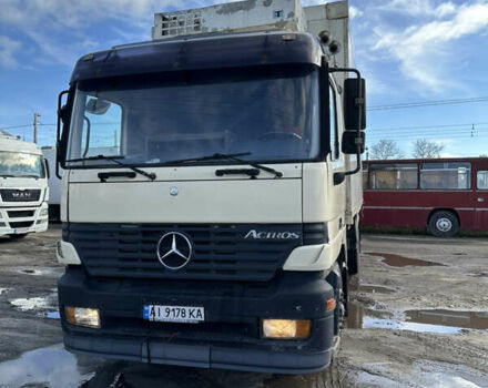 Жовтий Мерседес Актрос, об'ємом двигуна 11.95 л та пробігом 2 тис. км за 12500 $, фото 1 на Automoto.ua