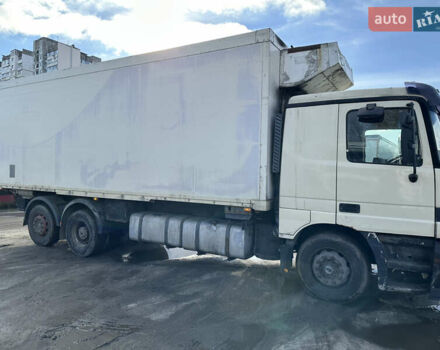 Жовтий Мерседес Актрос, об'ємом двигуна 11.95 л та пробігом 2 тис. км за 12500 $, фото 2 на Automoto.ua