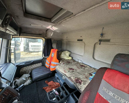 Желтый Мерседес Актрос, объемом двигателя 11.95 л и пробегом 2 тыс. км за 13500 $, фото 37 на Automoto.ua