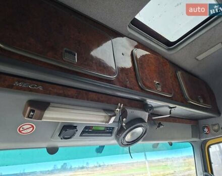 Желтый Мерседес Актрос, объемом двигателя 11.95 л и пробегом 2 тыс. км за 16000 $, фото 17 на Automoto.ua