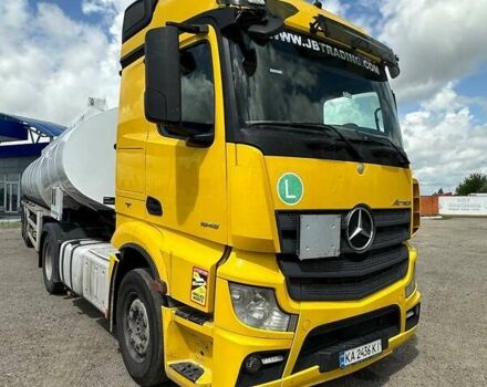 Мерседес Актрос 2013 в Киеве на Automoto.ua Желтый Мерседес Актрос, объемом двигателя 12.8 л и пробегом 973 тыс. км за 14500 $, фото 4 на Automoto.ua