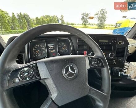 Мерседес Актрос 2013 в Киеве на Automoto.ua Желтый Мерседес Актрос, объемом двигателя 12.8 л и пробегом 973 тыс. км за 14500 $, фото 36 на Automoto.ua