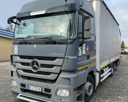 Серый Мерседес Актрос, объемом двигателя 0 л и пробегом 257 тыс. км за 35000 $, фото 1 на Automoto.ua