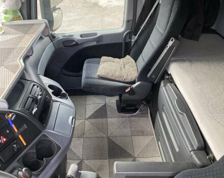 Серый Мерседес Актрос, объемом двигателя 0 л и пробегом 257 тыс. км за 35000 $, фото 13 на Automoto.ua