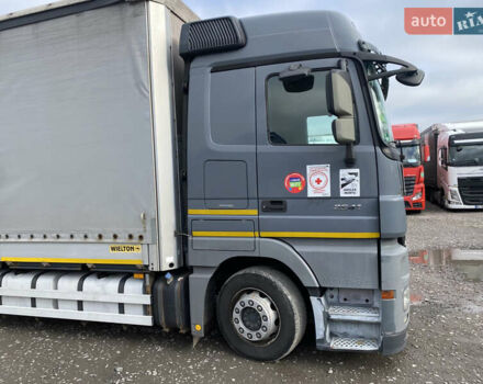 Серый Мерседес Актрос, объемом двигателя 0 л и пробегом 257 тыс. км за 35000 $, фото 8 на Automoto.ua