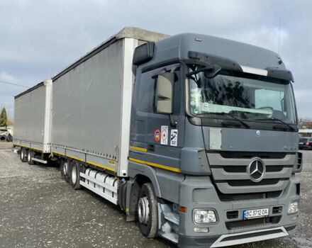 Серый Мерседес Актрос, объемом двигателя 0 л и пробегом 257 тыс. км за 35000 $, фото 5 на Automoto.ua