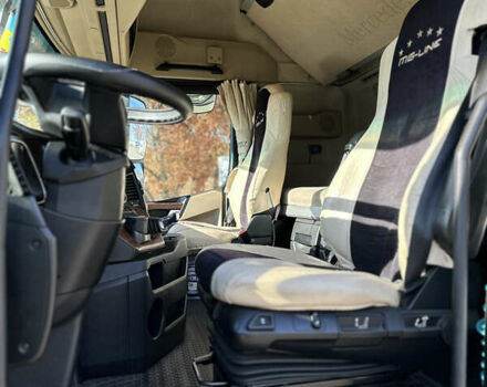 Серый Мерседес Актрос, объемом двигателя 12.81 л и пробегом 1 тыс. км за 25900 $, фото 10 на Automoto.ua