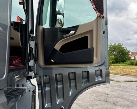 Серый Мерседес Актрос, объемом двигателя 12.9 л и пробегом 720 тыс. км за 22000 $, фото 14 на Automoto.ua