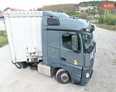 Серый Мерседес Актрос, объемом двигателя 12.8 л и пробегом 1 тыс. км за 19000 $, фото 31 на Automoto.ua