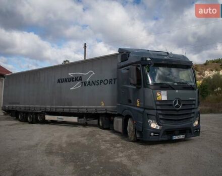 Серый Мерседес Актрос, объемом двигателя 12.8 л и пробегом 1 тыс. км за 19000 $, фото 7 на Automoto.ua