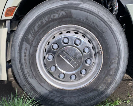 Серый Мерседес Актрос, объемом двигателя 10.68 л и пробегом 806 тыс. км за 26550 $, фото 8 на Automoto.ua