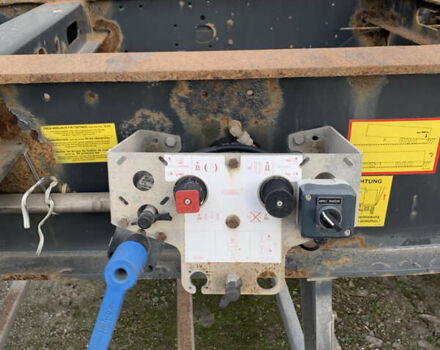 Серый Мерседес Актрос, объемом двигателя 10.68 л и пробегом 806 тыс. км за 26550 $, фото 33 на Automoto.ua