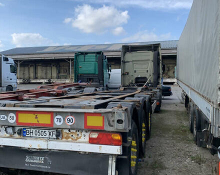 Серый Мерседес Актрос, объемом двигателя 10.68 л и пробегом 806 тыс. км за 26550 $, фото 26 на Automoto.ua