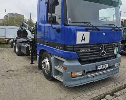 Синий Мерседес Актрос, объемом двигателя 0 л и пробегом 633 тыс. км за 38500 $, фото 1 на Automoto.ua