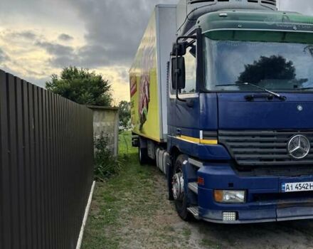 Синий Мерседес Актрос, объемом двигателя 11.95 л и пробегом 577 тыс. км за 15999 $, фото 3 на Automoto.ua