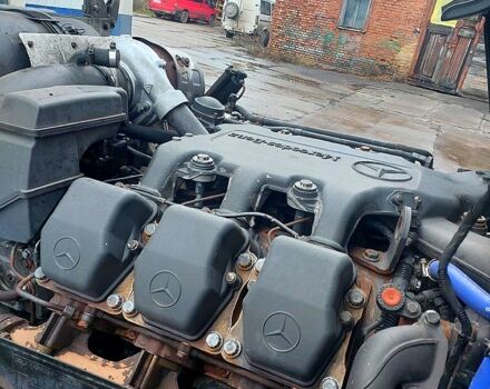 Синий Мерседес Актрос, объемом двигателя 12 л и пробегом 475 тыс. км за 33000 $, фото 9 на Automoto.ua