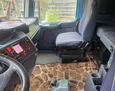 Синий Мерседес Актрос, объемом двигателя 12.5 л и пробегом 808 тыс. км за 11500 $, фото 6 на Automoto.ua