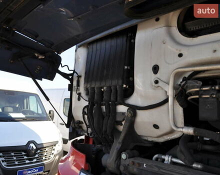 Синій Мерседес Актрос, об'ємом двигуна 12.8 л та пробігом 980 тис. км за 17000 $, фото 43 на Automoto.ua