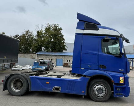 Синій Мерседес Актрос, об'ємом двигуна 12.81 л та пробігом 577 тис. км за 14300 $, фото 9 на Automoto.ua