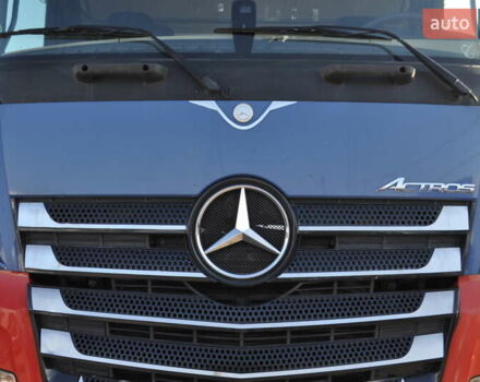 Синій Мерседес Актрос, об'ємом двигуна 12.8 л та пробігом 980 тис. км за 17000 $, фото 3 на Automoto.ua