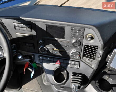 Синій Мерседес Актрос, об'ємом двигуна 12.8 л та пробігом 980 тис. км за 17000 $, фото 72 на Automoto.ua