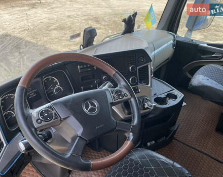 Синий Мерседес Актрос, объемом двигателя 12.81 л и пробегом 1 тыс. км за 28000 $, фото 20 на Automoto.ua