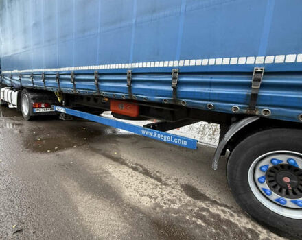 Синій Мерседес Актрос, об'ємом двигуна 12.9 л та пробігом 900 тис. км за 36000 $, фото 29 на Automoto.ua