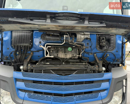 Синій Мерседес Актрос, об'ємом двигуна 12.9 л та пробігом 900 тис. км за 36000 $, фото 35 на Automoto.ua