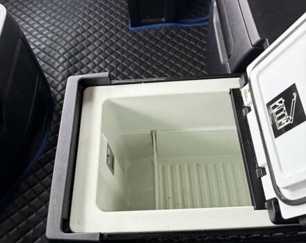 Синій Мерседес Актрос, об'ємом двигуна 12.9 л та пробігом 900 тис. км за 36000 $, фото 7 на Automoto.ua