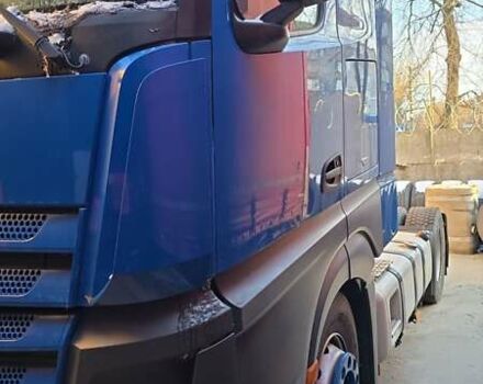 Синий Мерседес Актрос, объемом двигателя 10.7 л и пробегом 798 тыс. км за 28000 $, фото 4 на Automoto.ua