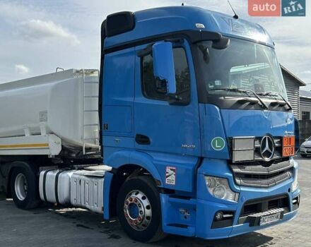 Синий Мерседес Актрос, объемом двигателя 10.68 л и пробегом 905 тыс. км за 15000 $, фото 4 на Automoto.ua
