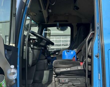 Синий Мерседес Актрос, объемом двигателя 10.68 л и пробегом 905 тыс. км за 15000 $, фото 5 на Automoto.ua