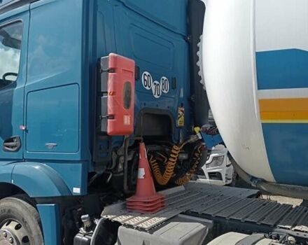 Синий Мерседес Актрос, объемом двигателя 10.68 л и пробегом 300 тыс. км за 24697 $, фото 2 на Automoto.ua