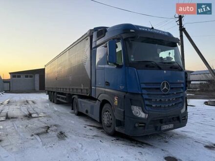 Мерседес Актрос 2012 в Ровно на Automoto.ua Синий Мерседес Актрос, объемом двигателя 12.8 л и пробегом 997 тыс. км за 34500 $, фото 1 на Automoto.ua