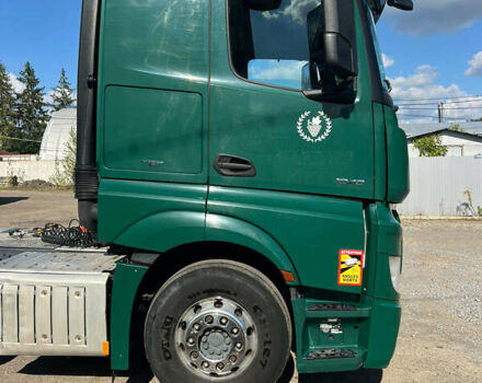 Зеленый Мерседес Актрос, объемом двигателя 10.68 л и пробегом 615 тыс. км за 23777 $, фото 5 на Automoto.ua