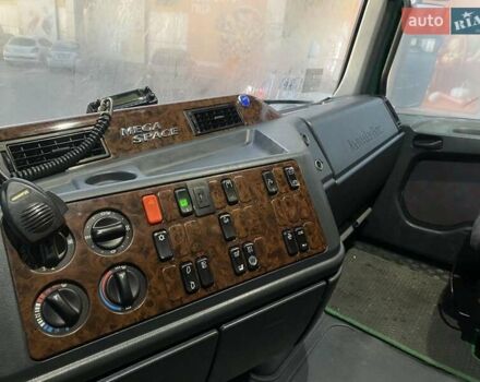 Зеленый Мерседес Актрос, объемом двигателя 11.97 л и пробегом 190 тыс. км за 16900 $, фото 6 на Automoto.ua