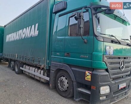 Зеленый Мерседес Актрос, объемом двигателя 12 л и пробегом 2 тыс. км за 28000 $, фото 14 на Automoto.ua