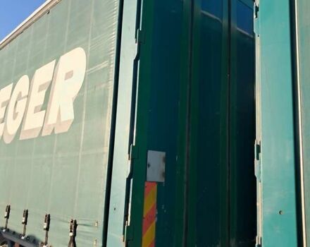 Зеленый Мерседес Актрос, объемом двигателя 12 л и пробегом 2 тыс. км за 28000 $, фото 2 на Automoto.ua