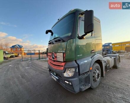 Зеленый Мерседес Актрос, объемом двигателя 10.68 л и пробегом 1 тыс. км за 14000 $, фото 3 на Automoto.ua