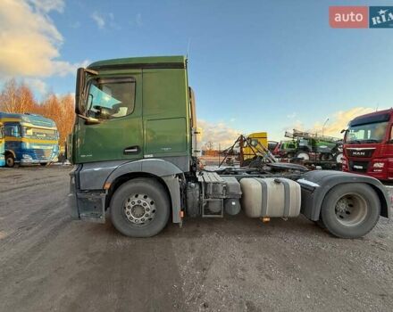 Зеленый Мерседес Актрос, объемом двигателя 10.68 л и пробегом 1 тыс. км за 14000 $, фото 9 на Automoto.ua